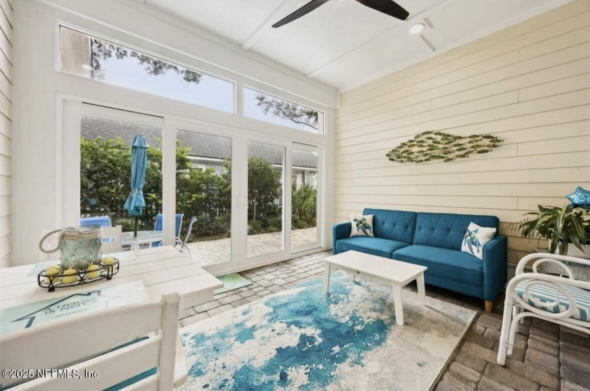 1511 COASTAL OAKS Circle