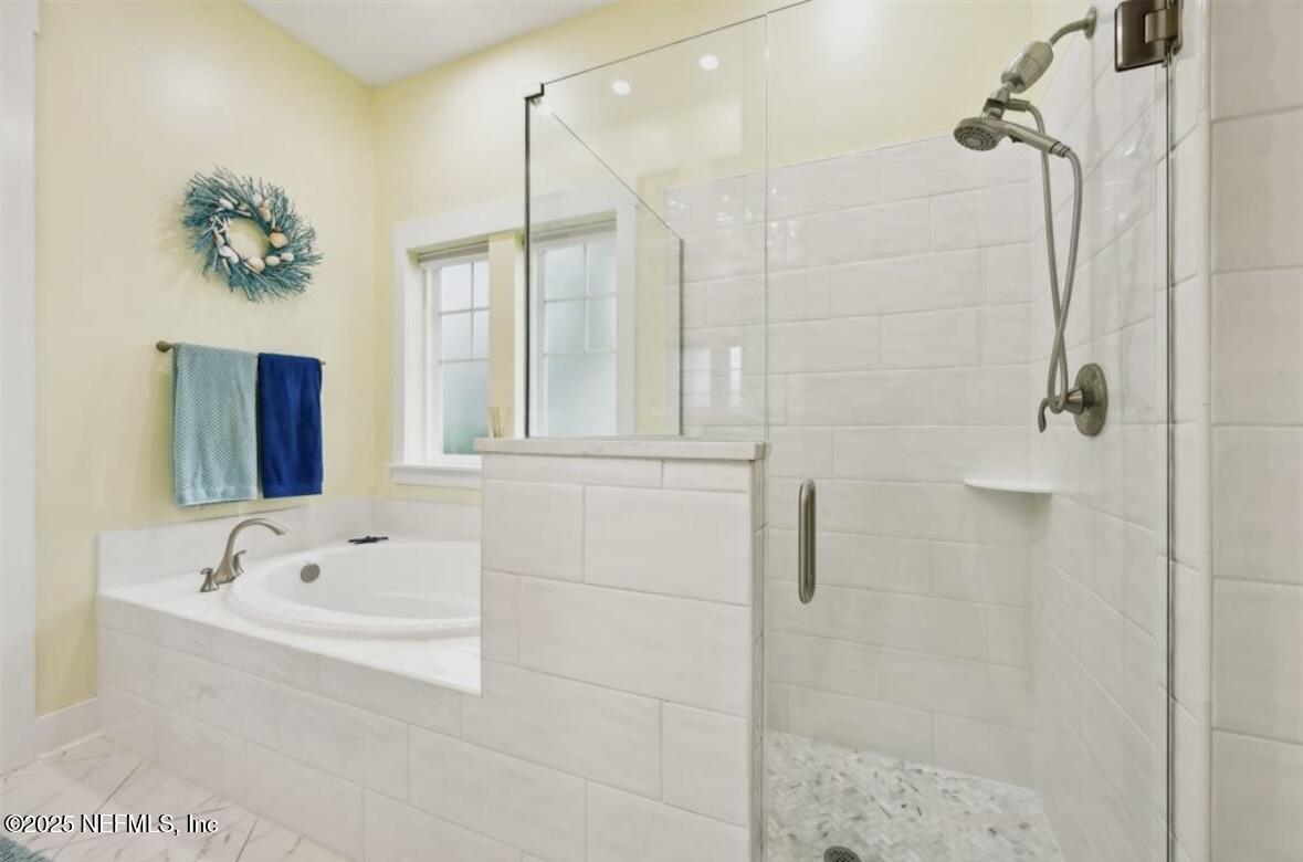 1511 COASTAL OAKS Circle