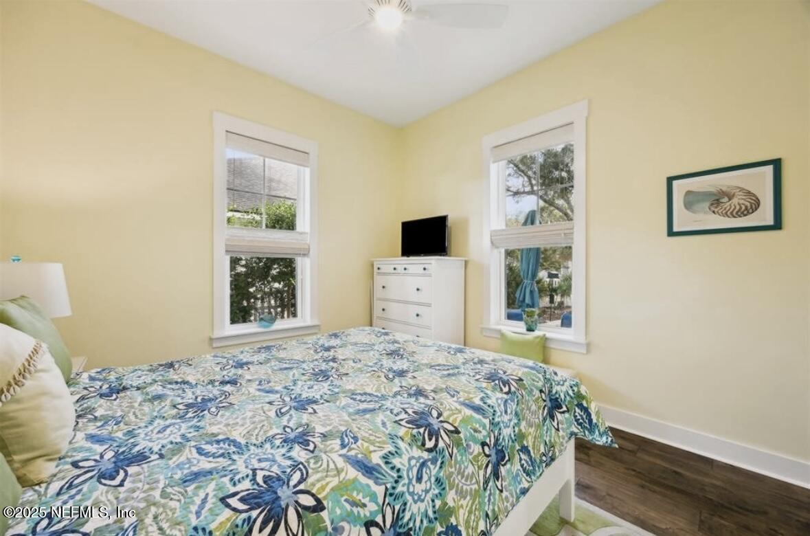 1511 COASTAL OAKS Circle