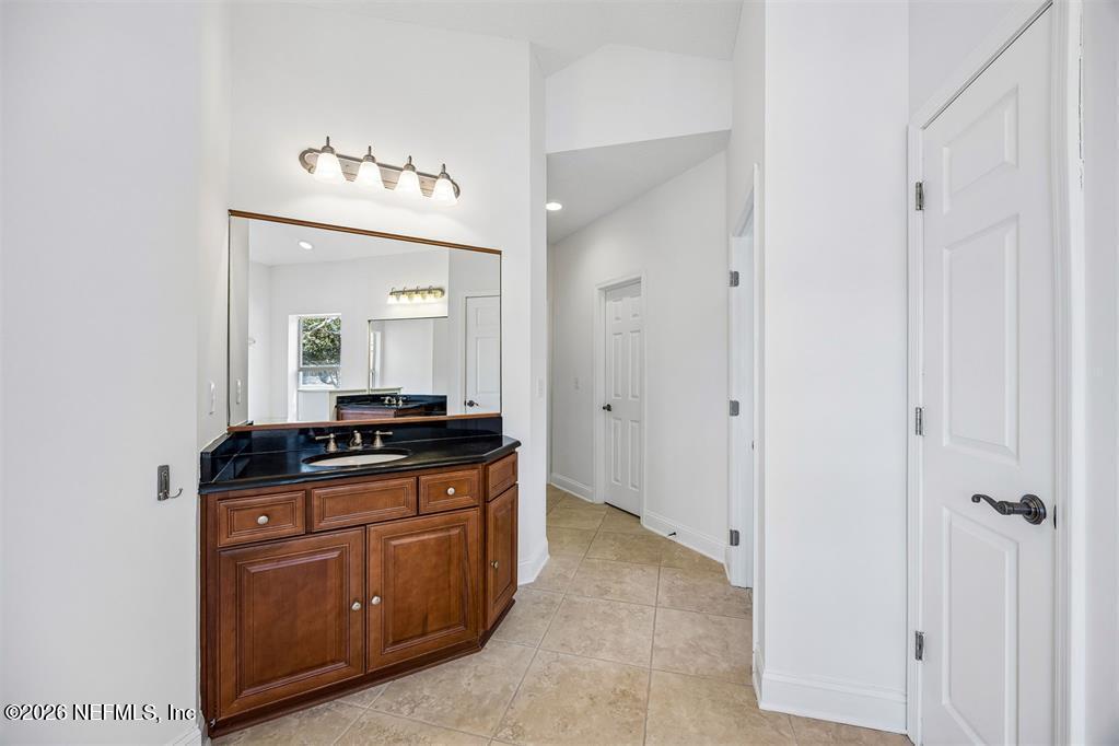 85098 MAJESTIC WALK Circle