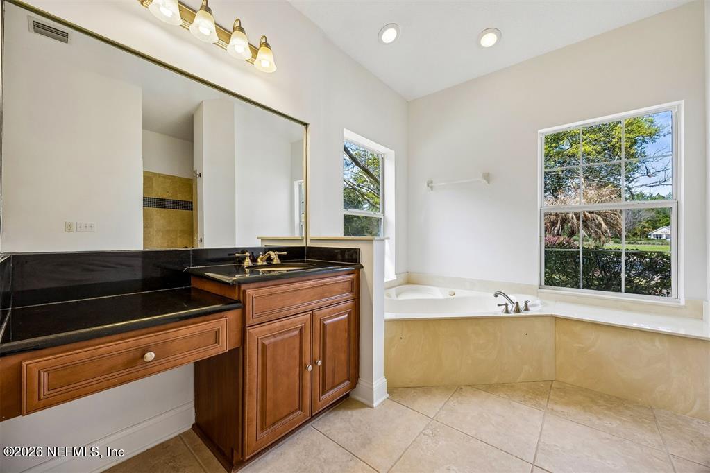 85098 MAJESTIC WALK Circle