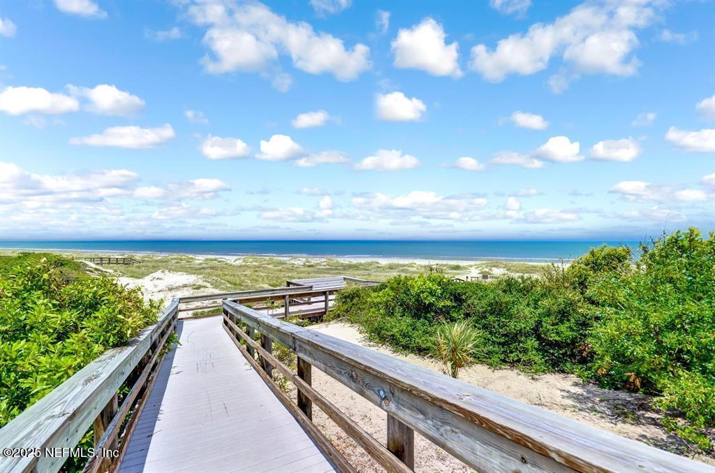 2021 BEACH WOOD Road