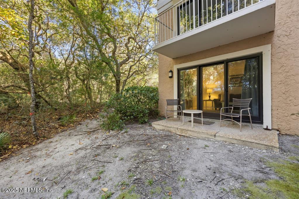 2016 BEACH WOOD Road