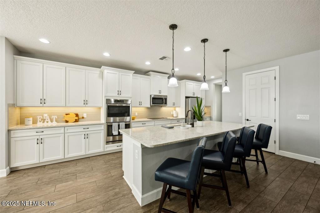 85030 MAJESTIC WALK Boulevard