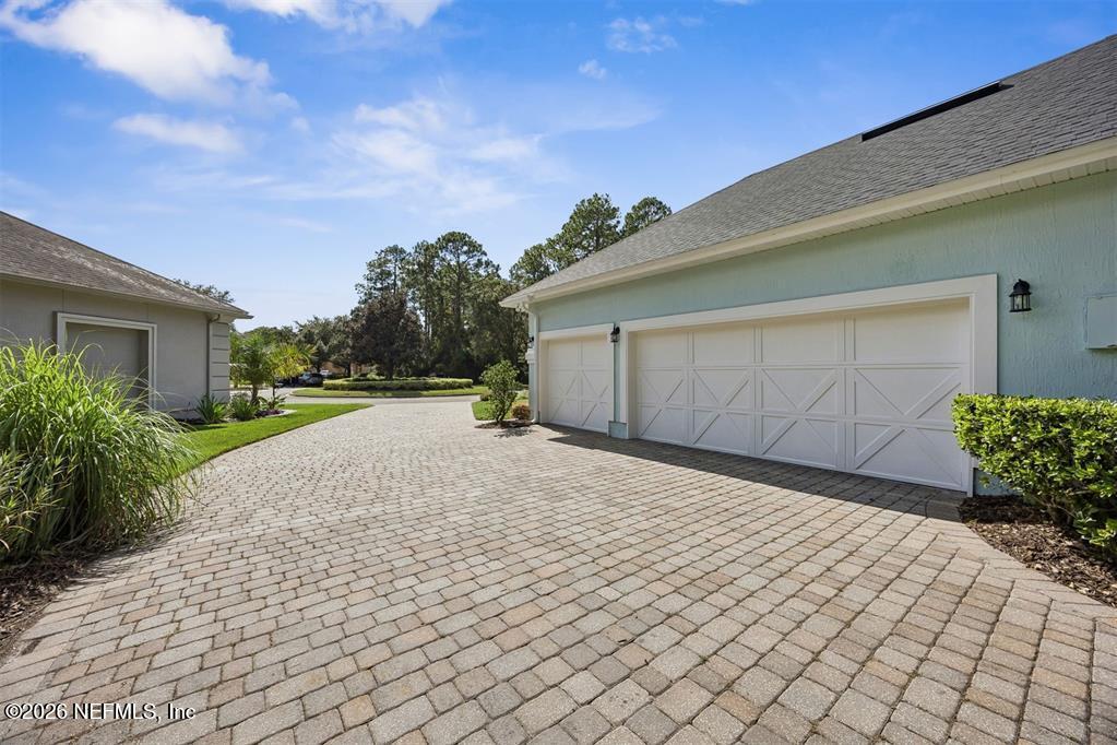 95150 STARLING Court