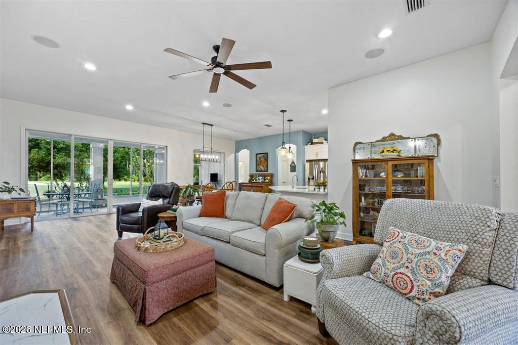 95150 STARLING Court