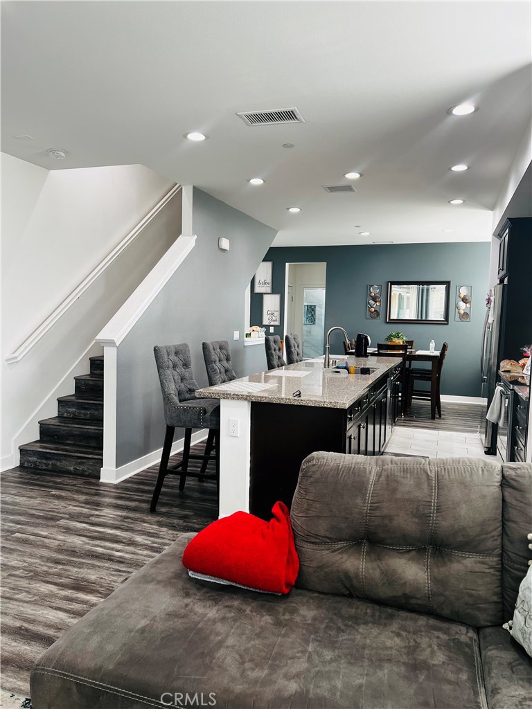 7687 Sunflower Drive