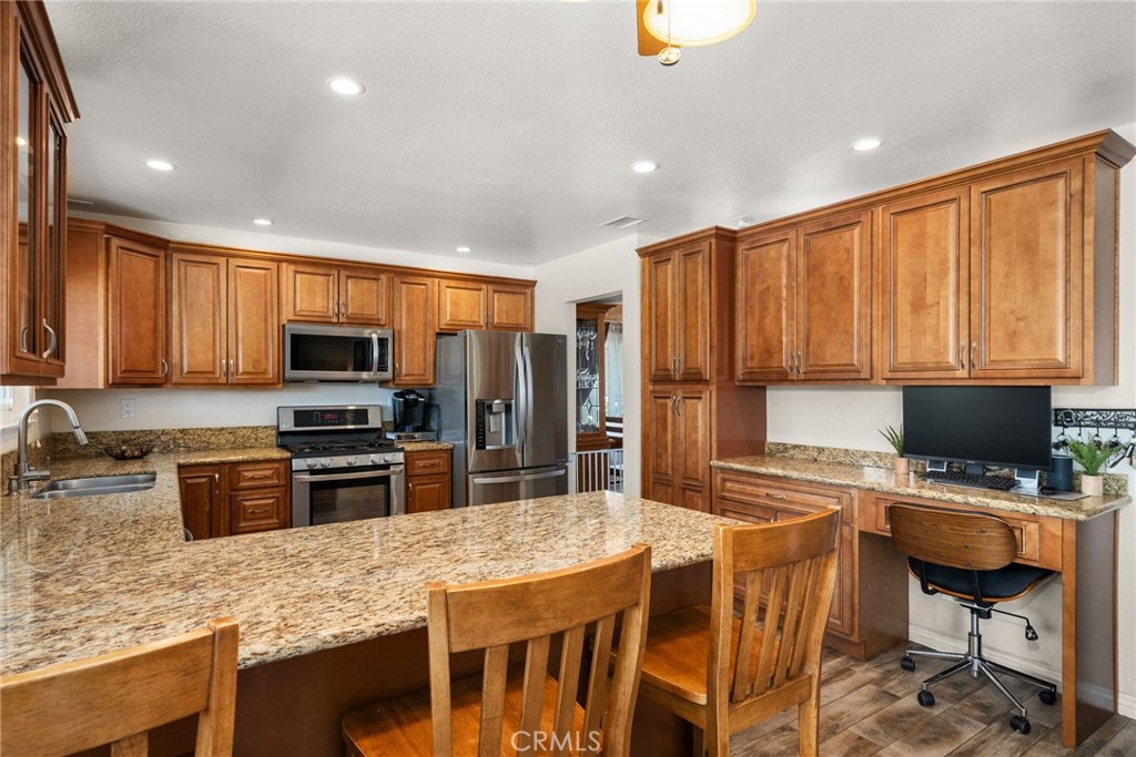 6581 Hemingway Drive