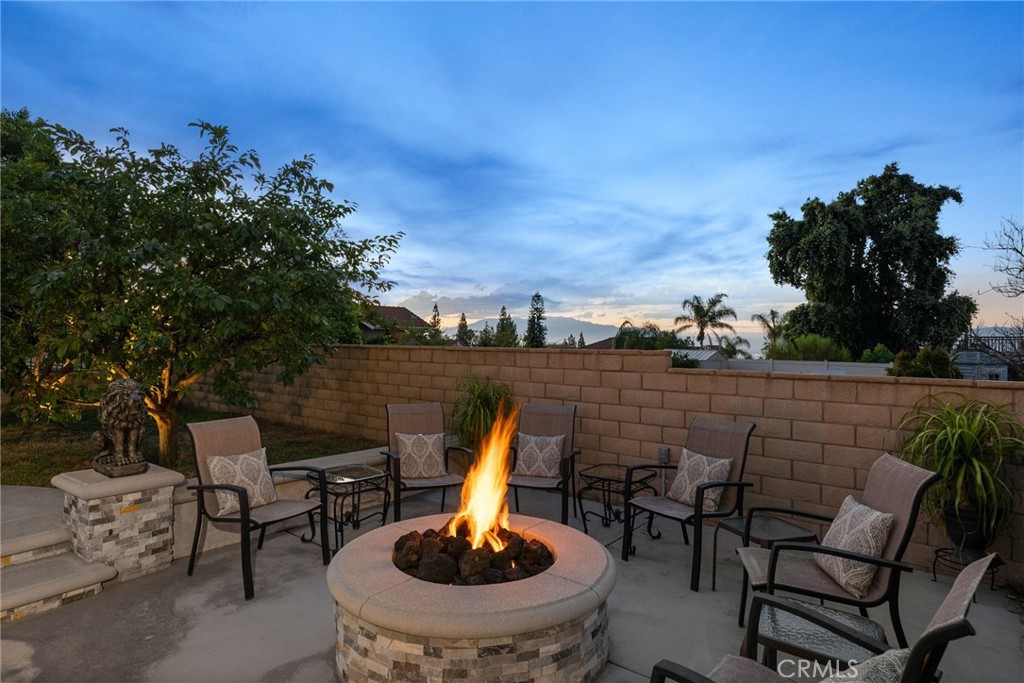 6581 Hemingway Drive
