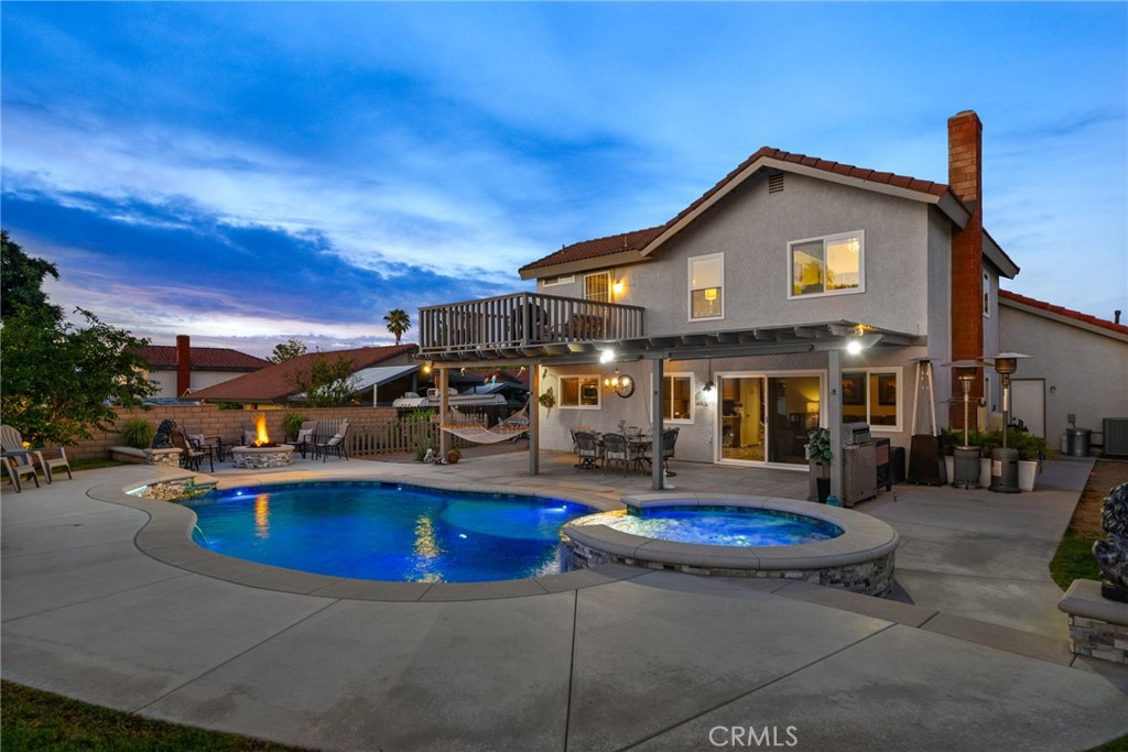 6581 Hemingway Drive