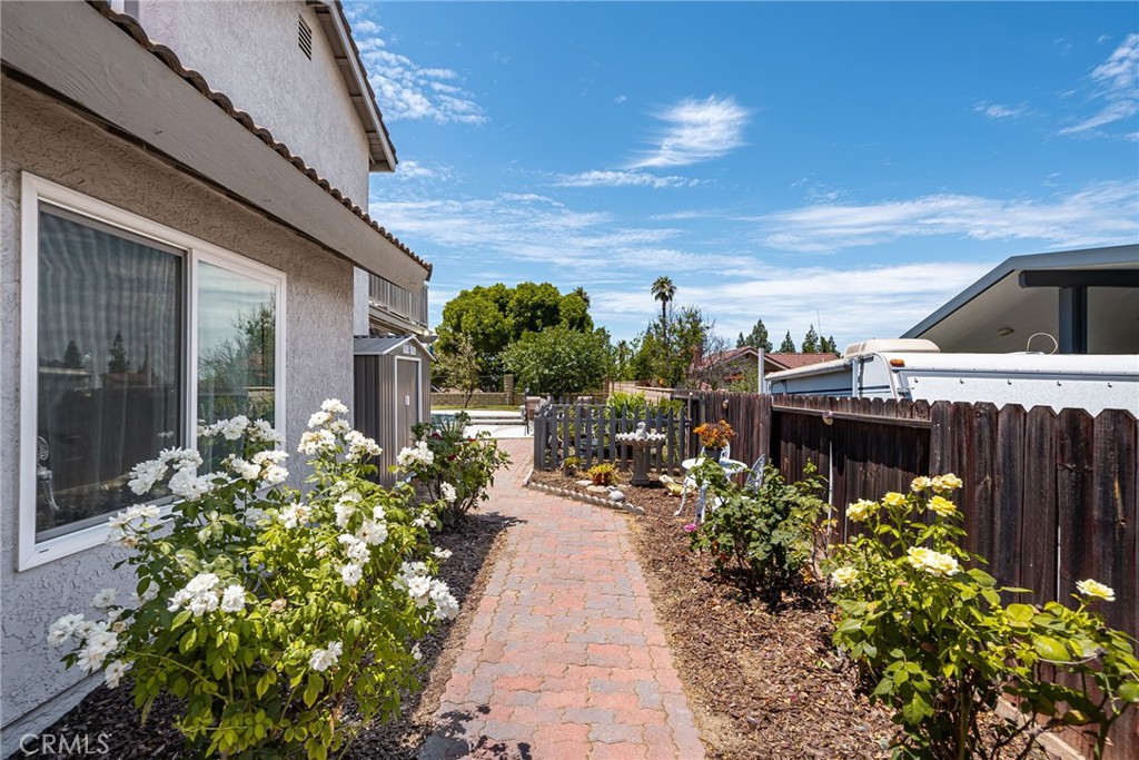 6581 Hemingway Drive