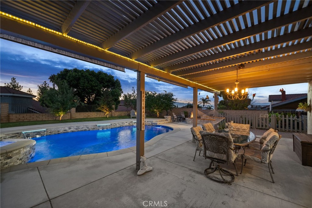 6581 Hemingway Drive