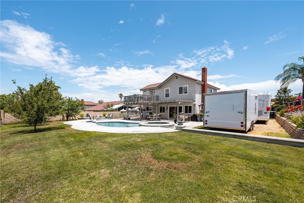 6581 Hemingway Drive