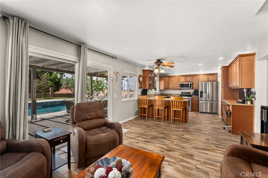 6581 Hemingway Drive