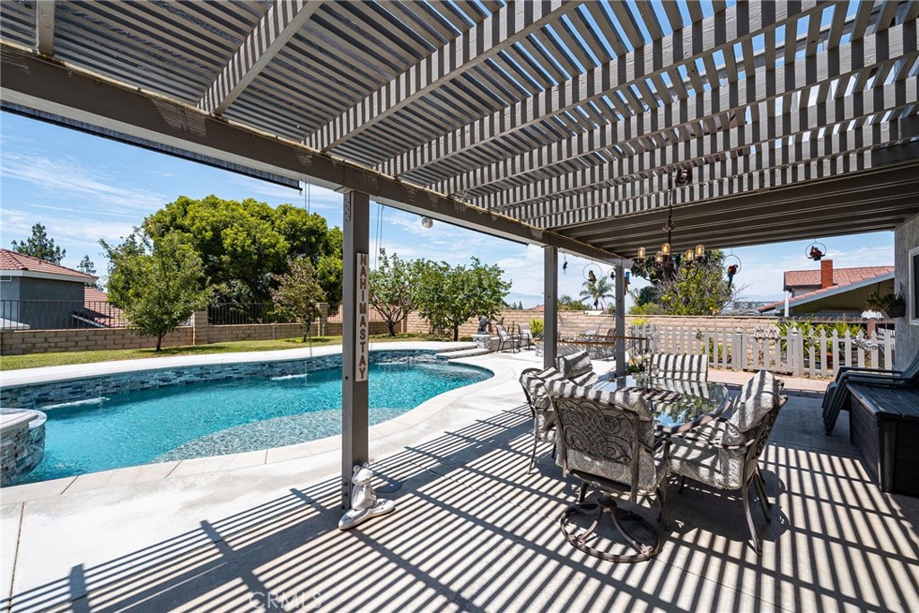 6581 Hemingway Drive