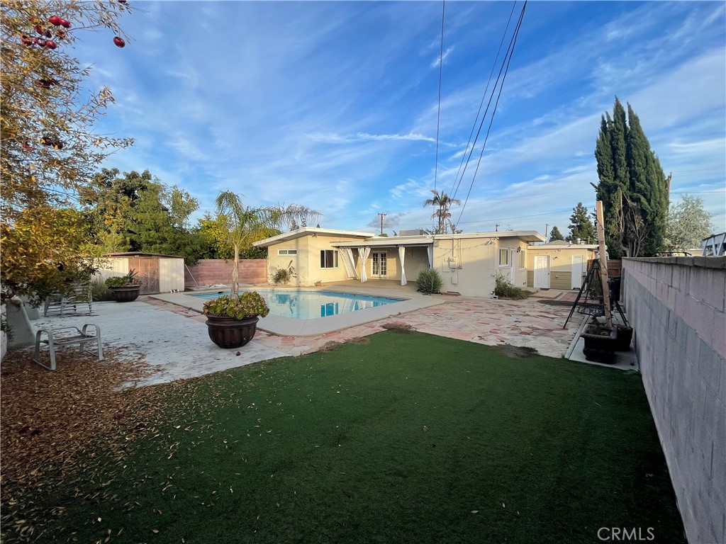8305 Coral Lane
