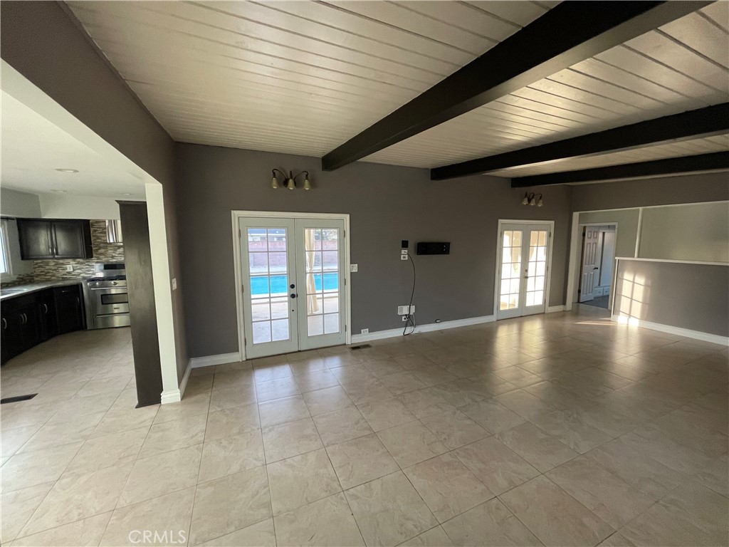 8305 Coral Lane