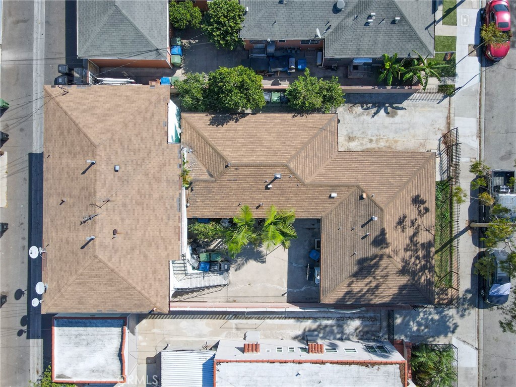 519 W Arbor Vitae Street