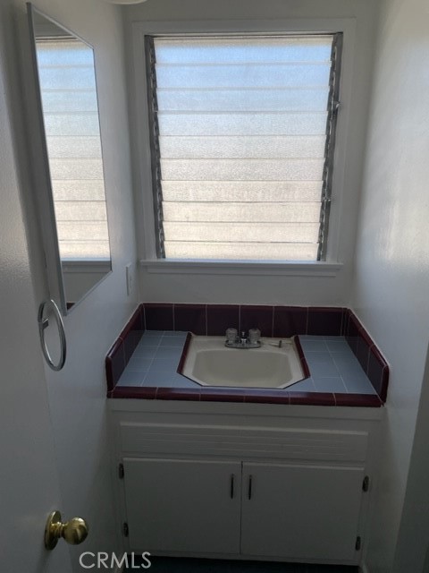 519 W Arbor Vitae Street