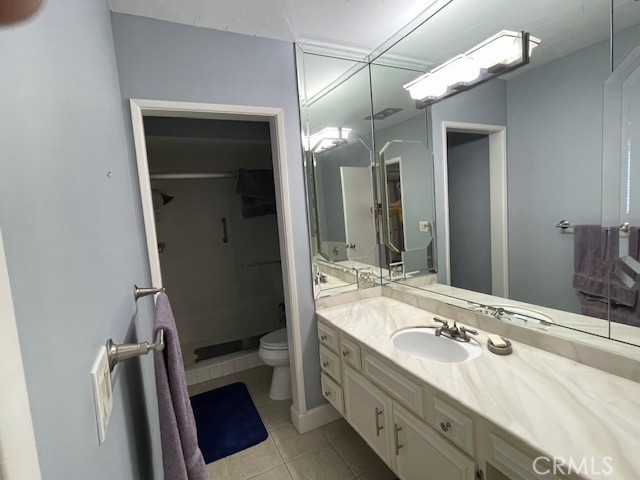 14520 Dickens Street 211