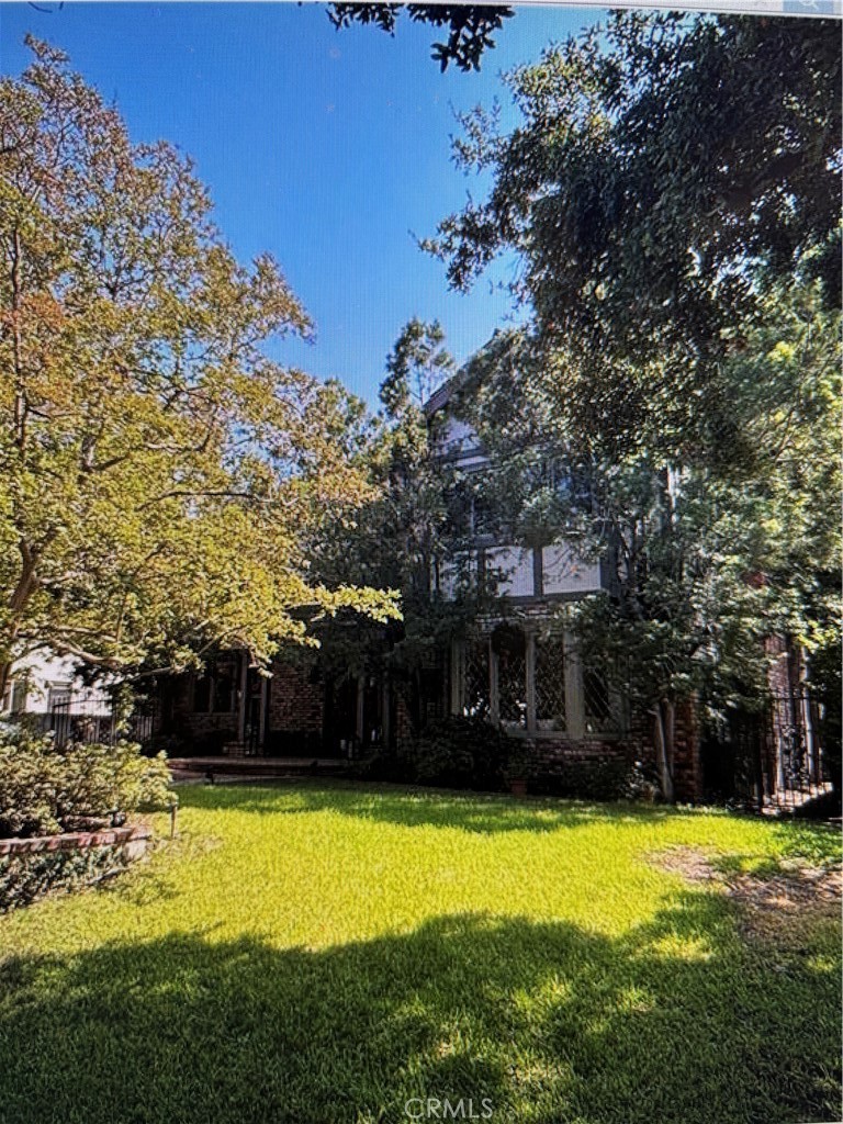 1920 Lorain