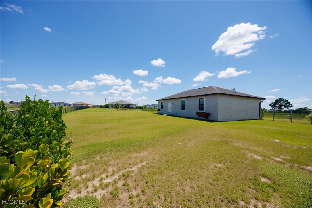 9048 Lamkin CIR