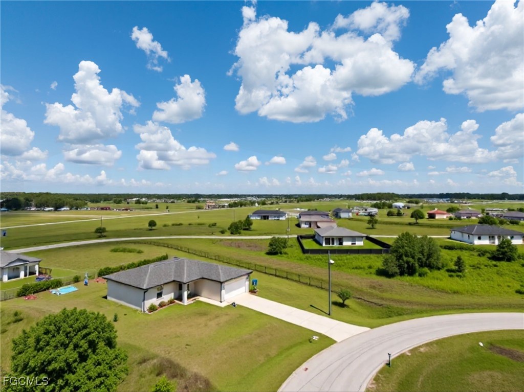 9048 Lamkin CIR