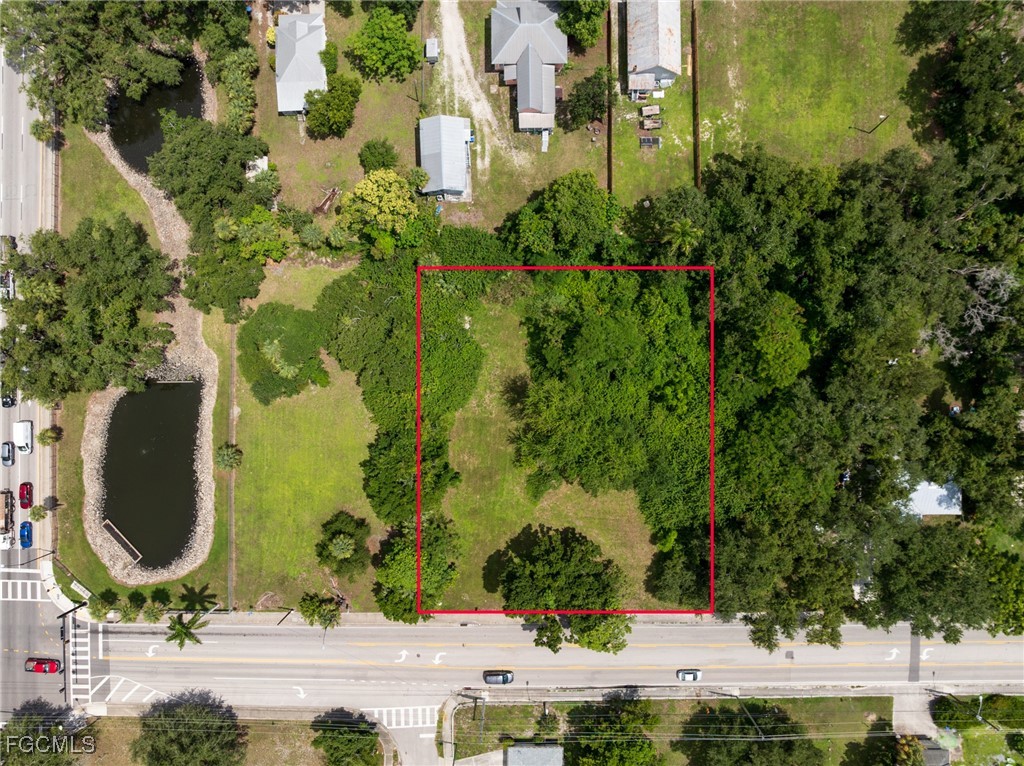 2542 and 2546 2nd ST