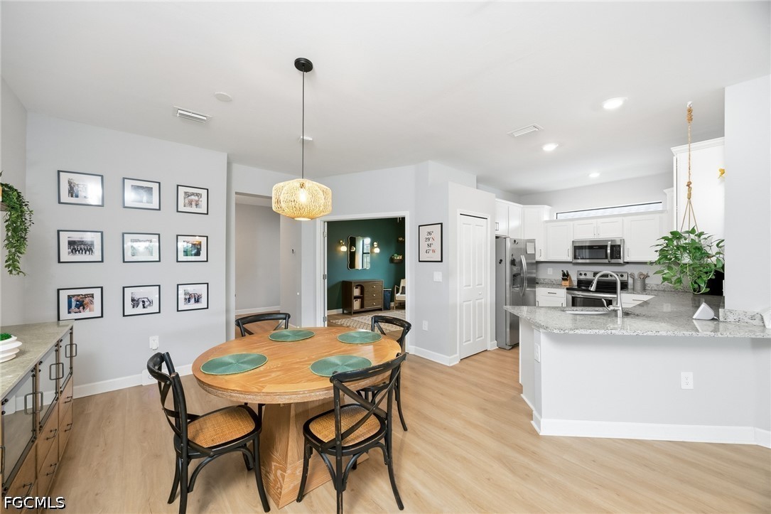 14027 Winding Cedar WAY