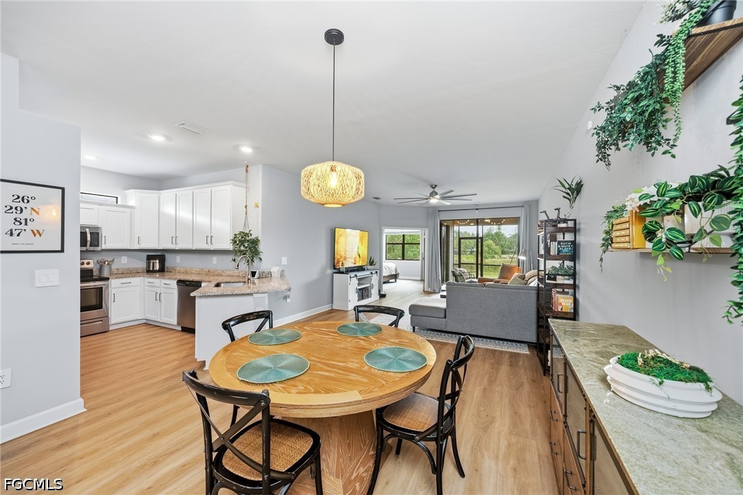 14027 Winding Cedar WAY