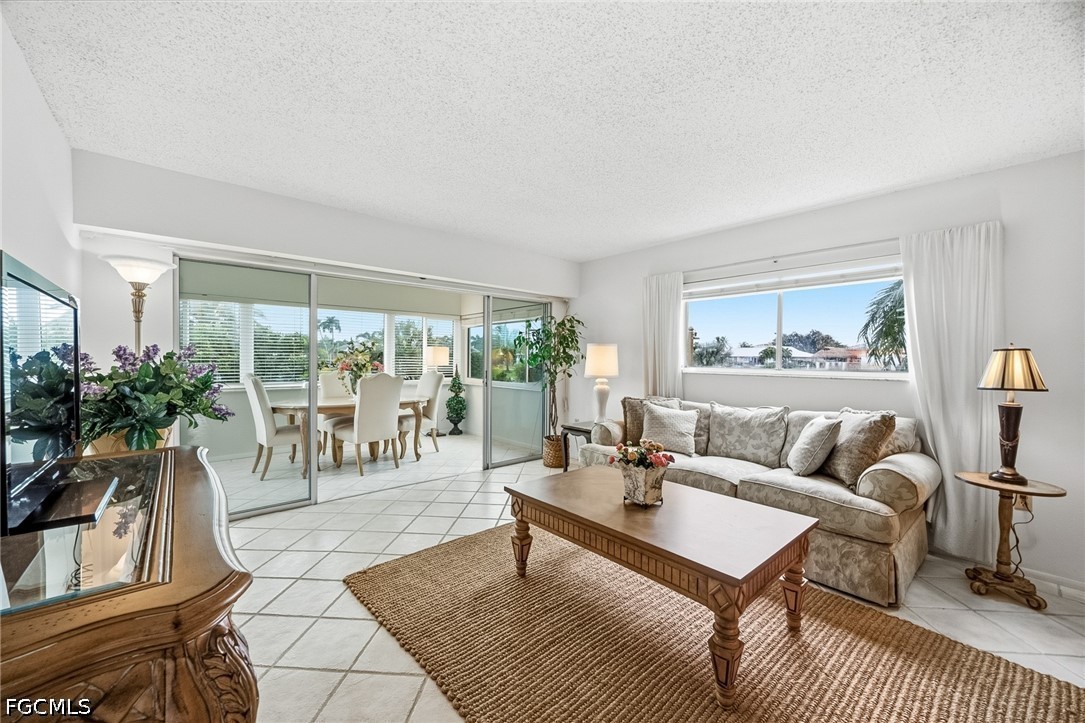 4309 Mariner WAY 108