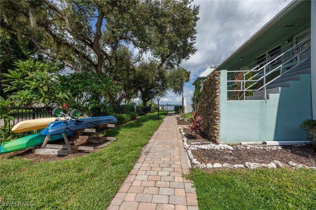 3225 E Riverside DR 53E