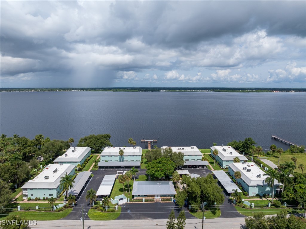 3225 E Riverside DR 53E
