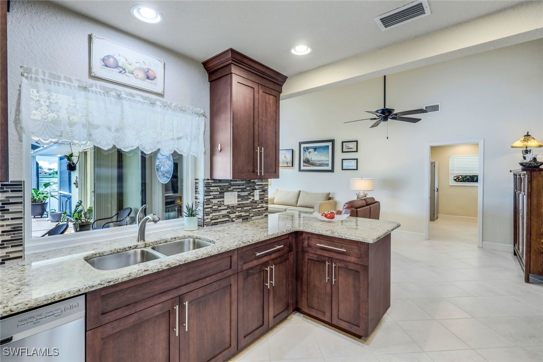 308 NW 13th ST