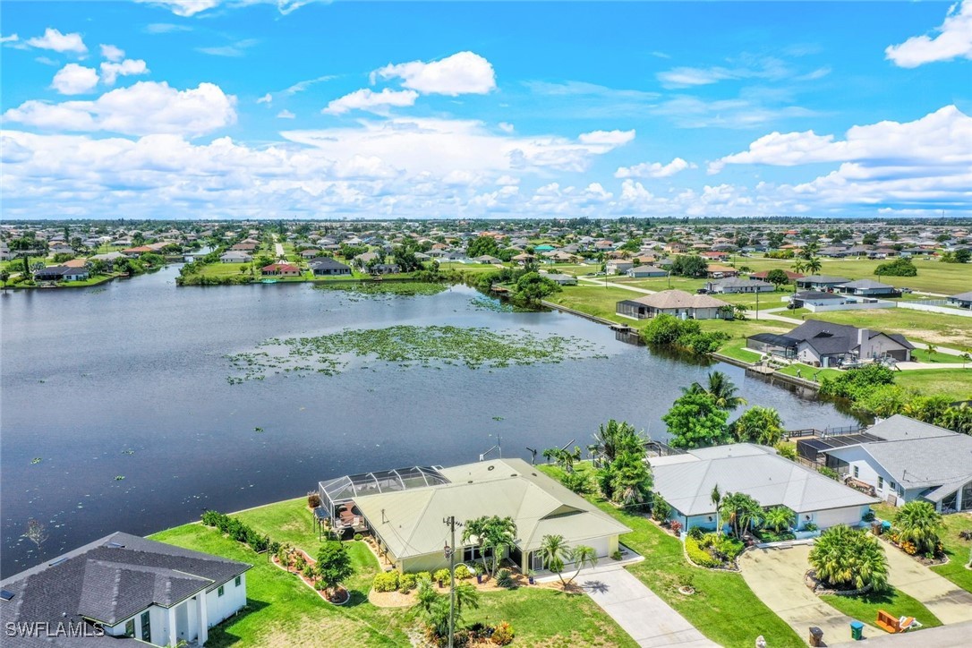 308 NW 13th ST