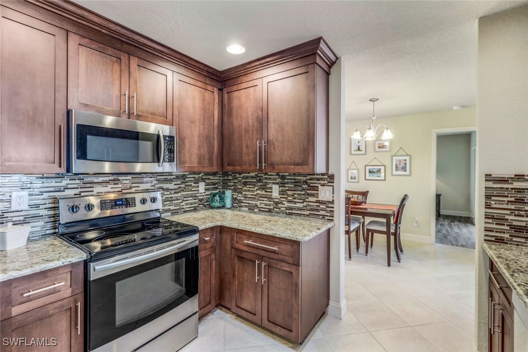 308 NW 13th ST