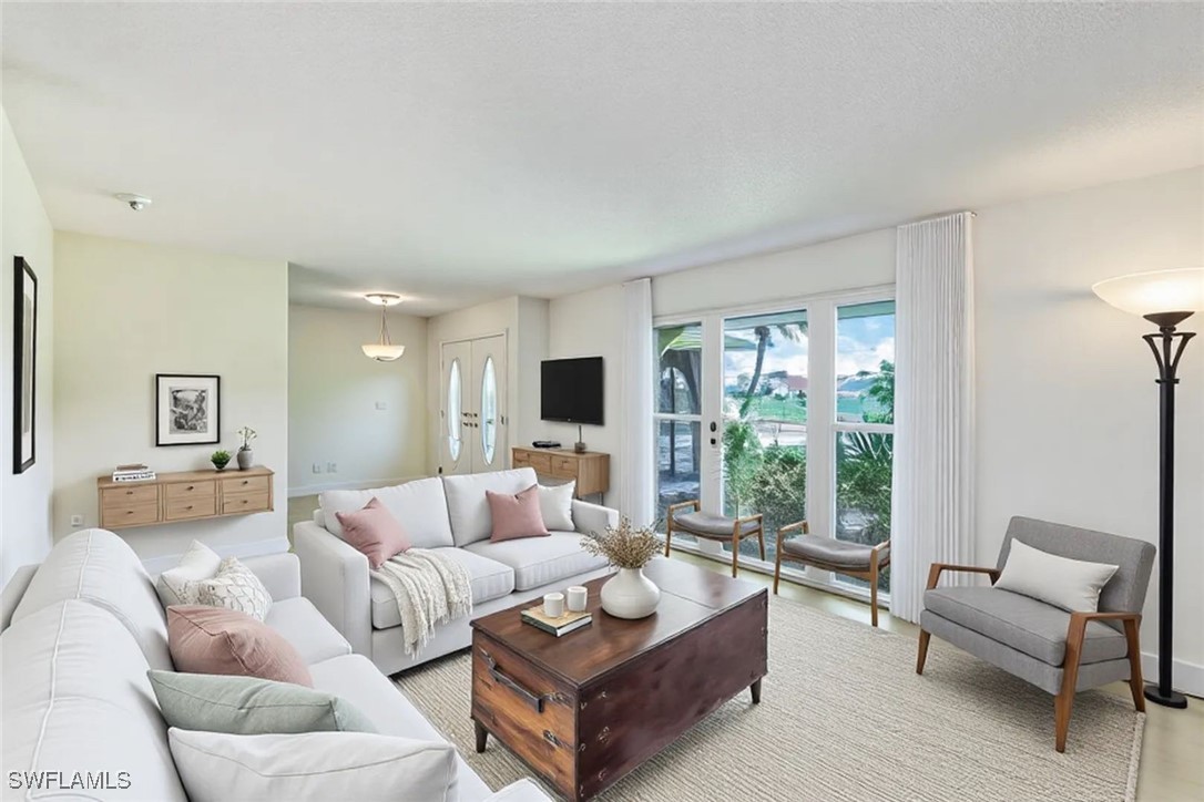 308 NW 13th ST