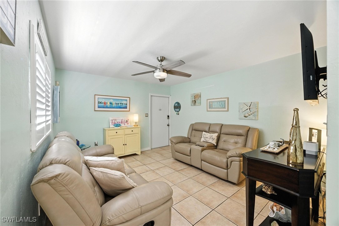 8127 Country RD 106