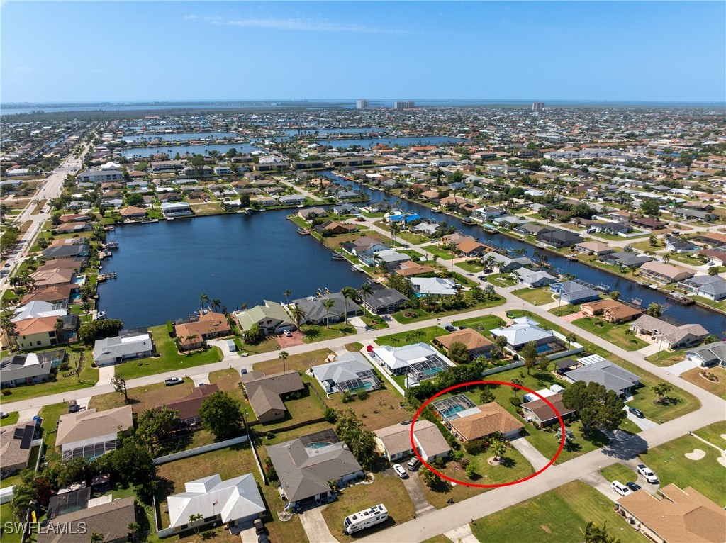 422 SW 44th TER