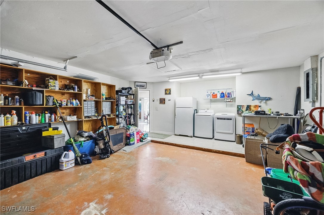 422 SW 44th TER