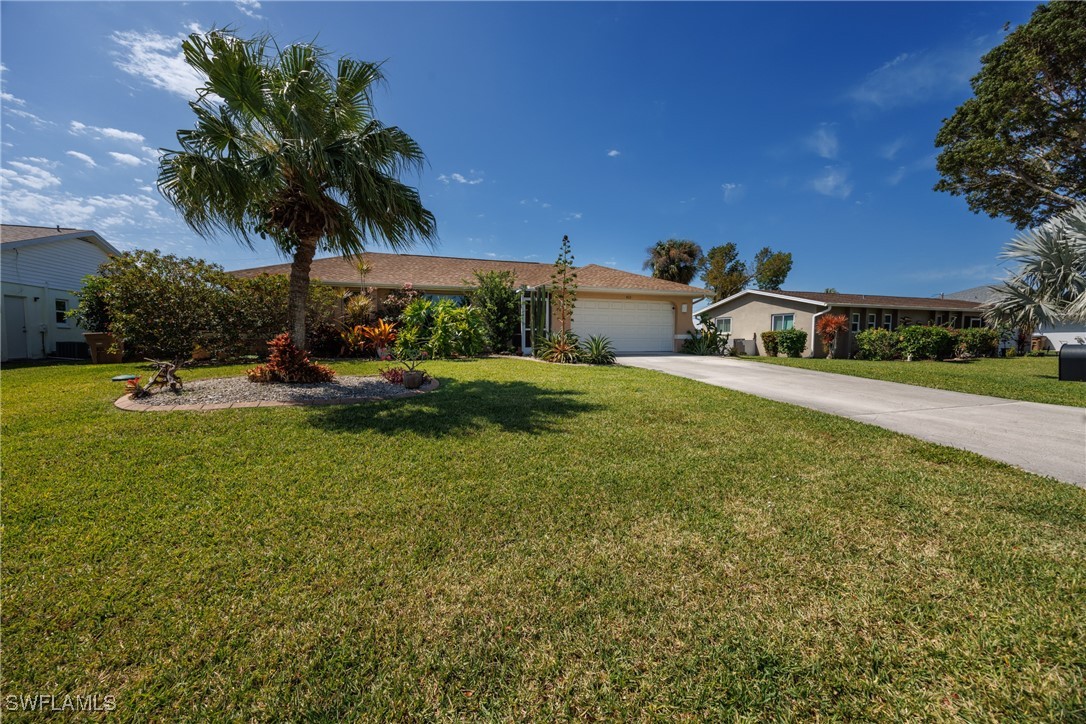 422 SW 44th TER