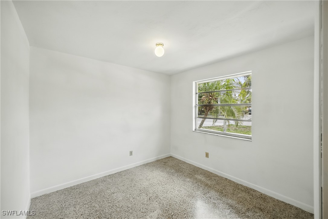 1805 Grant AVE