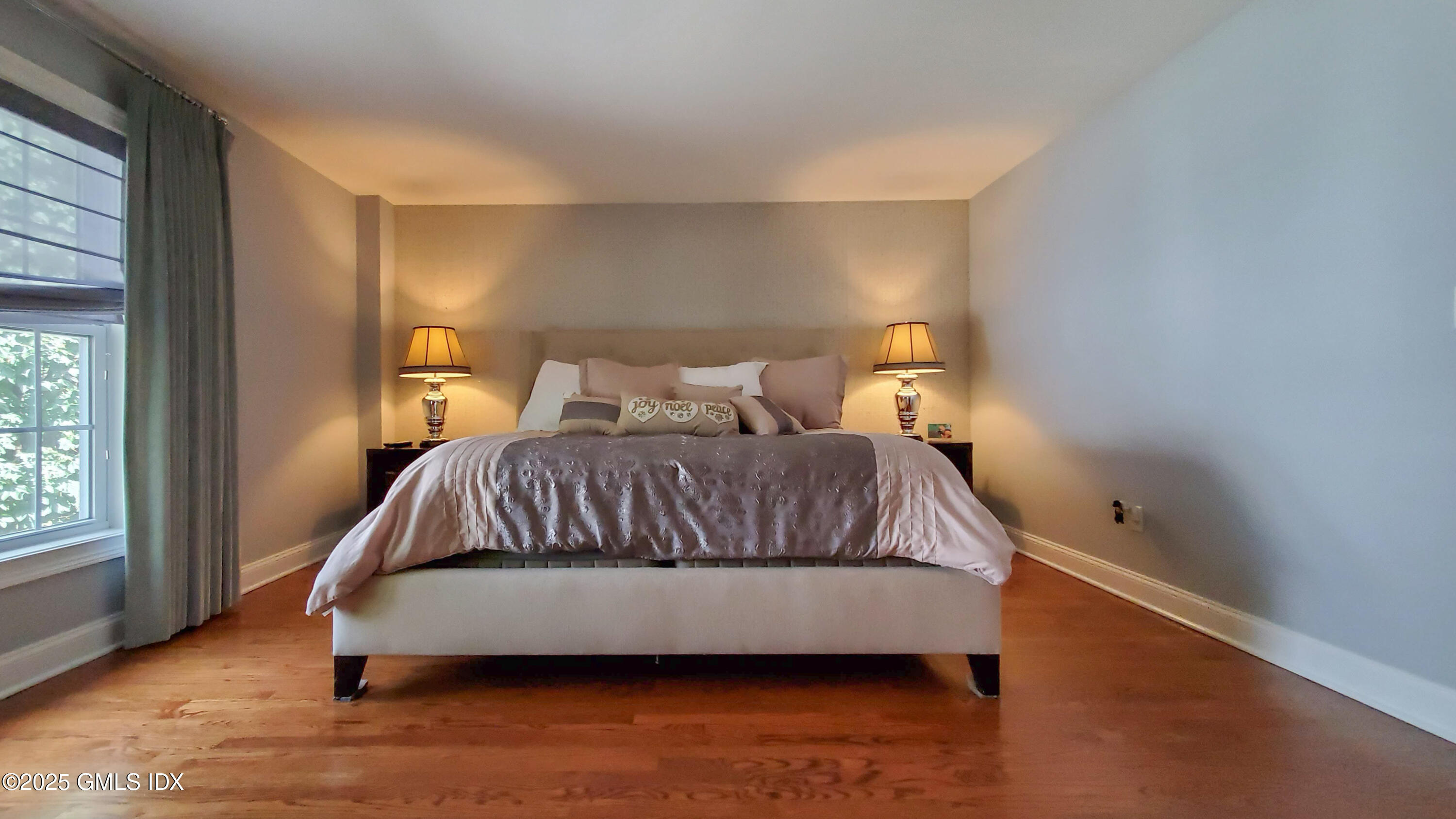 32 Cliff Avenue APT 1