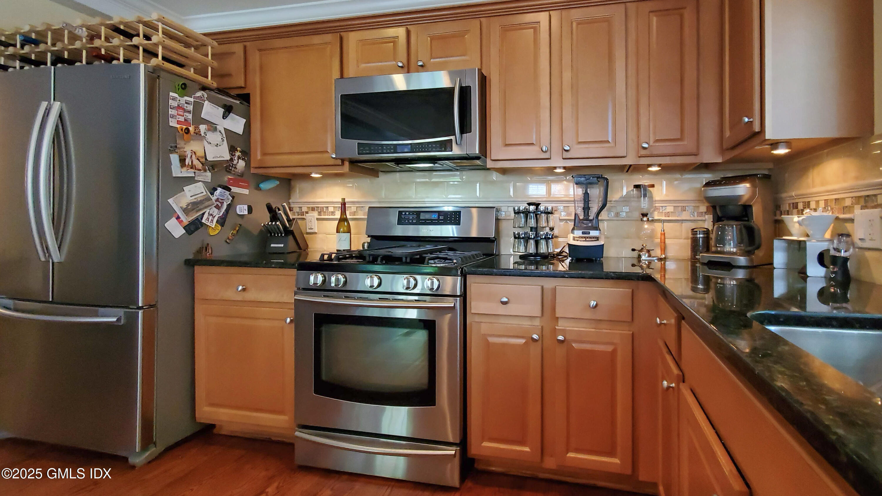 32 Cliff Avenue APT 1