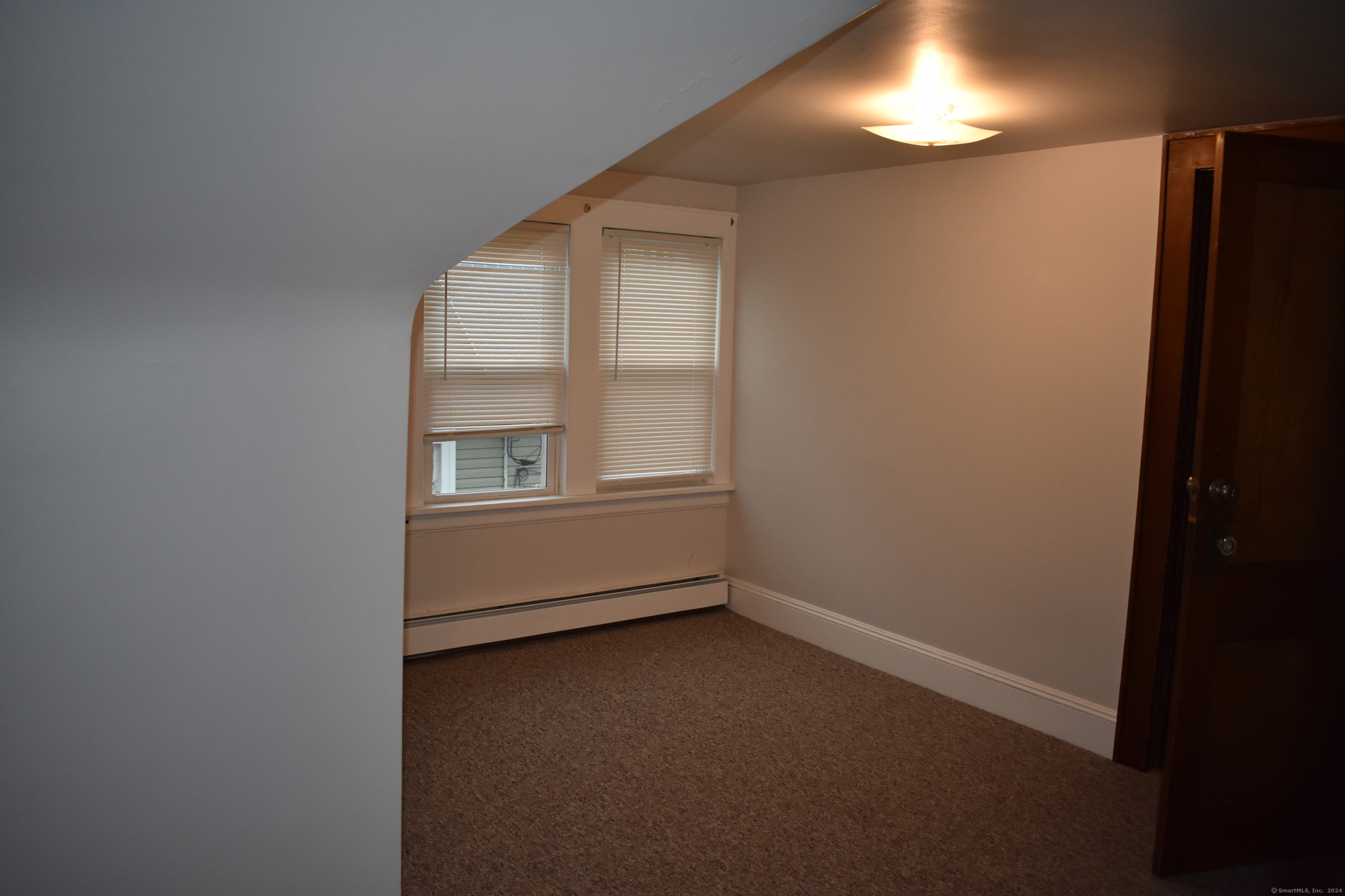 11 Manhattan Avenue