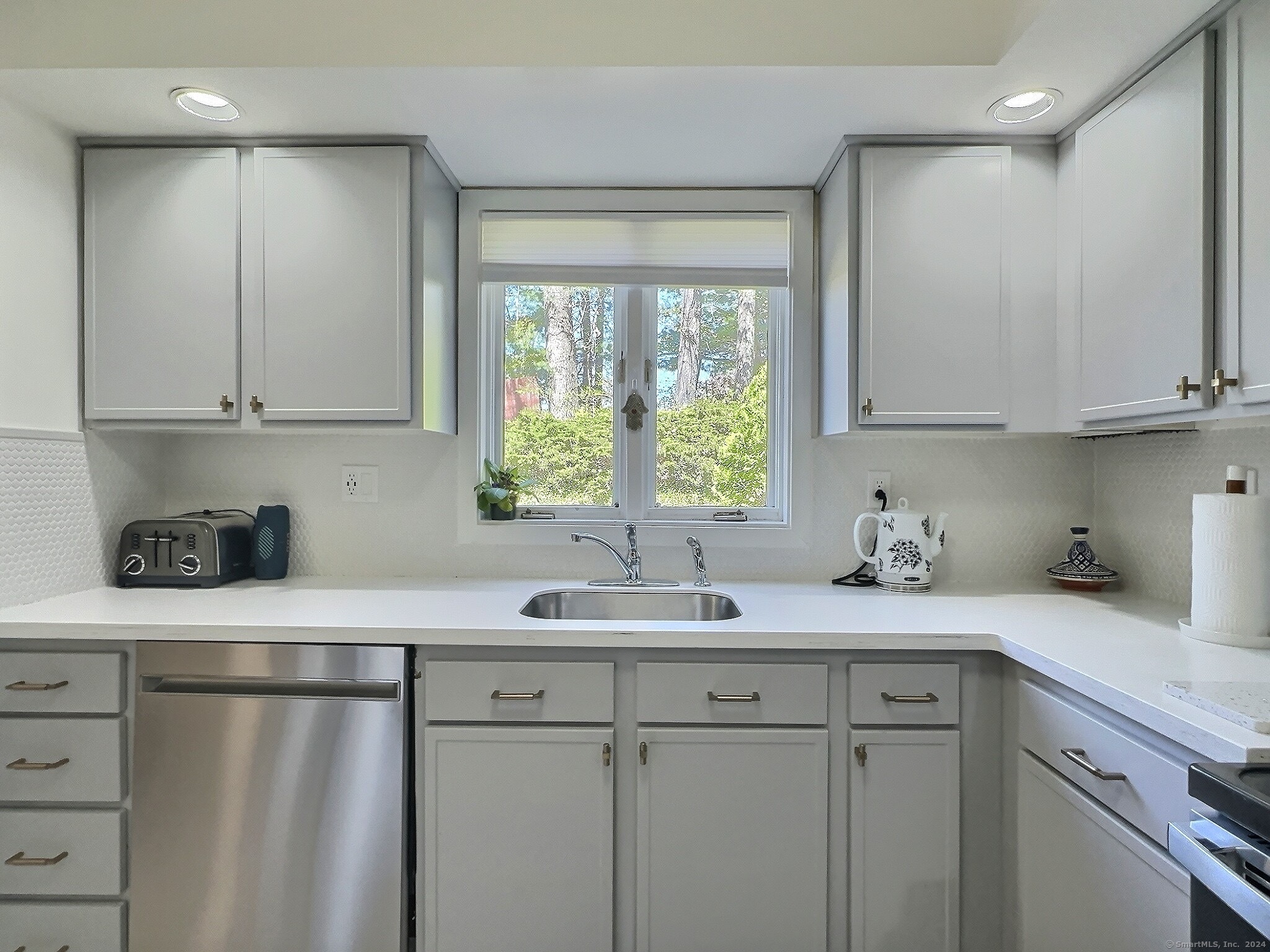 29 Moss Avenue 6