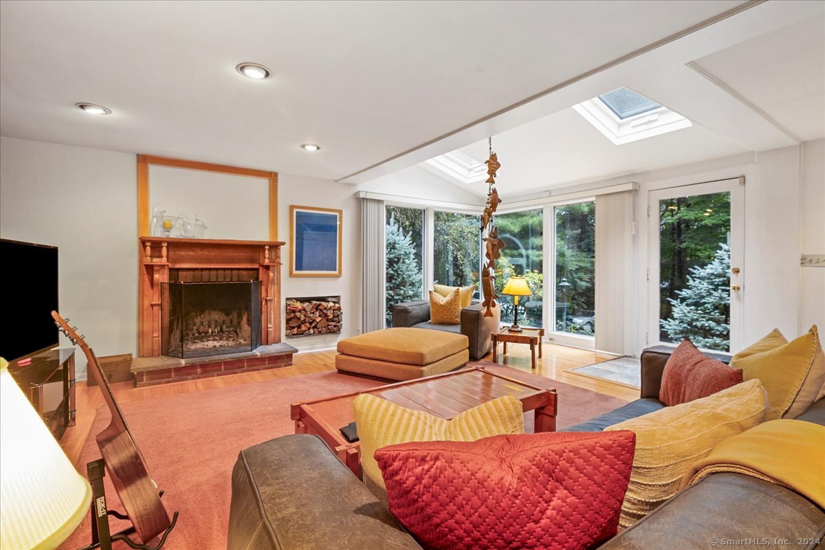 60 Pheasant Lane