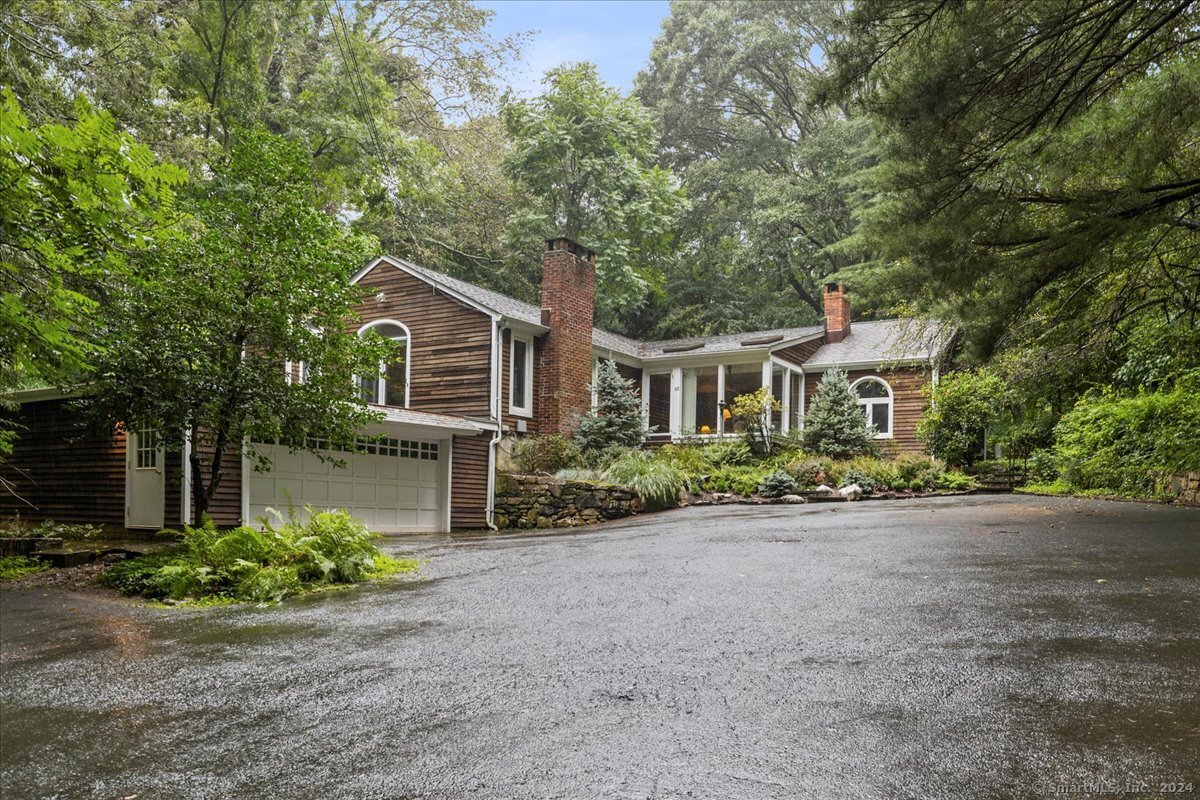60 Pheasant Lane