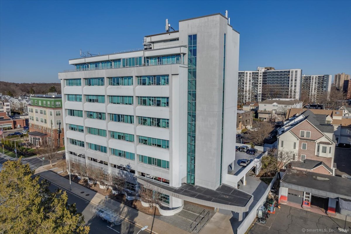 1515 Summer Street 601