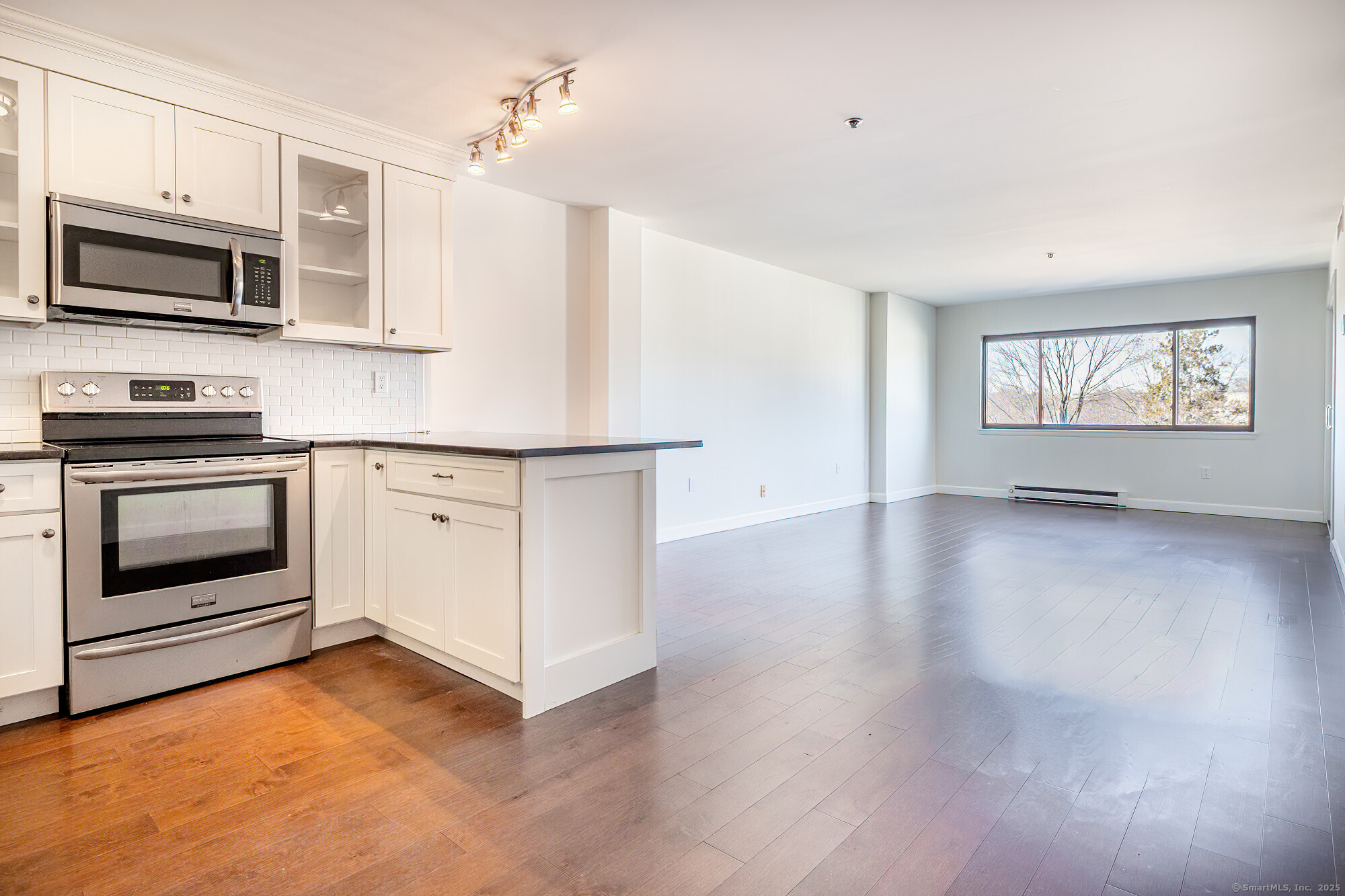 1633 Washington Boulevard 4F